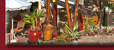 Strandcafes entlang der Strände der Cote d' Azur in Südfrankreich am Mittelmeer, Bild 5 von 6
