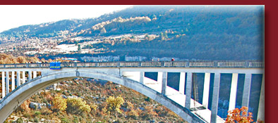 Brücke Pont sur Artuby über den Schluchten des Verdon in Südfrankreich, Bild 2 von 6