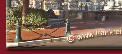 Blick auf Monte Carlo  in Monaco von der Altstadt Monaco-Ville, Bild 5 von 6
