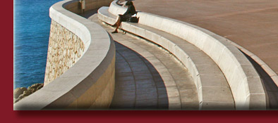 Sonnenuhr in Nizza und Sitzgelegenheit mit Blick auf Nizza, Bild 5 von 6