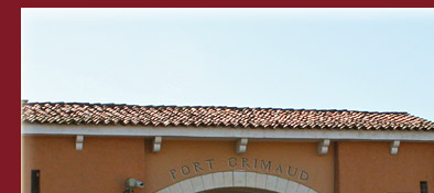 Port Gimaud, Haupteingang nach Port Grimaud dem Lagunenort an der Cote d' Azur, Bild 1 von 6