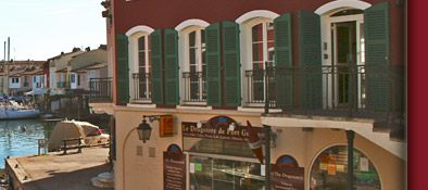 Port Grimaud, malerisch verträumt liegt Port Grimaud am Golfe de Sainte-Tropez, Bild 4 von 6