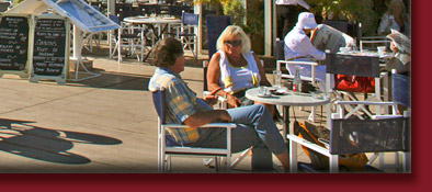 Sainte-Maxime, Restaurant im Hafen von Sainte Maxime mit Blick auf Saint-Tropez, Bild 6 von 6