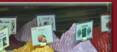 Eiscafe in Sainte-Maxime in Südfrankreich an der Cote d' Azur, Bild 2 von 6