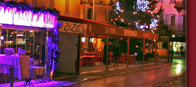 Saint-Tropez Hafen zur Weihnachtszeit, knallig bunte Weihnachten in Saint-Tropez, Bild 4 von 6