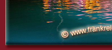 Saint-Tropez Hafen am Abend, Saint-Tropez im Hafen zur Weihnachtszeit, Bild 5 von 6